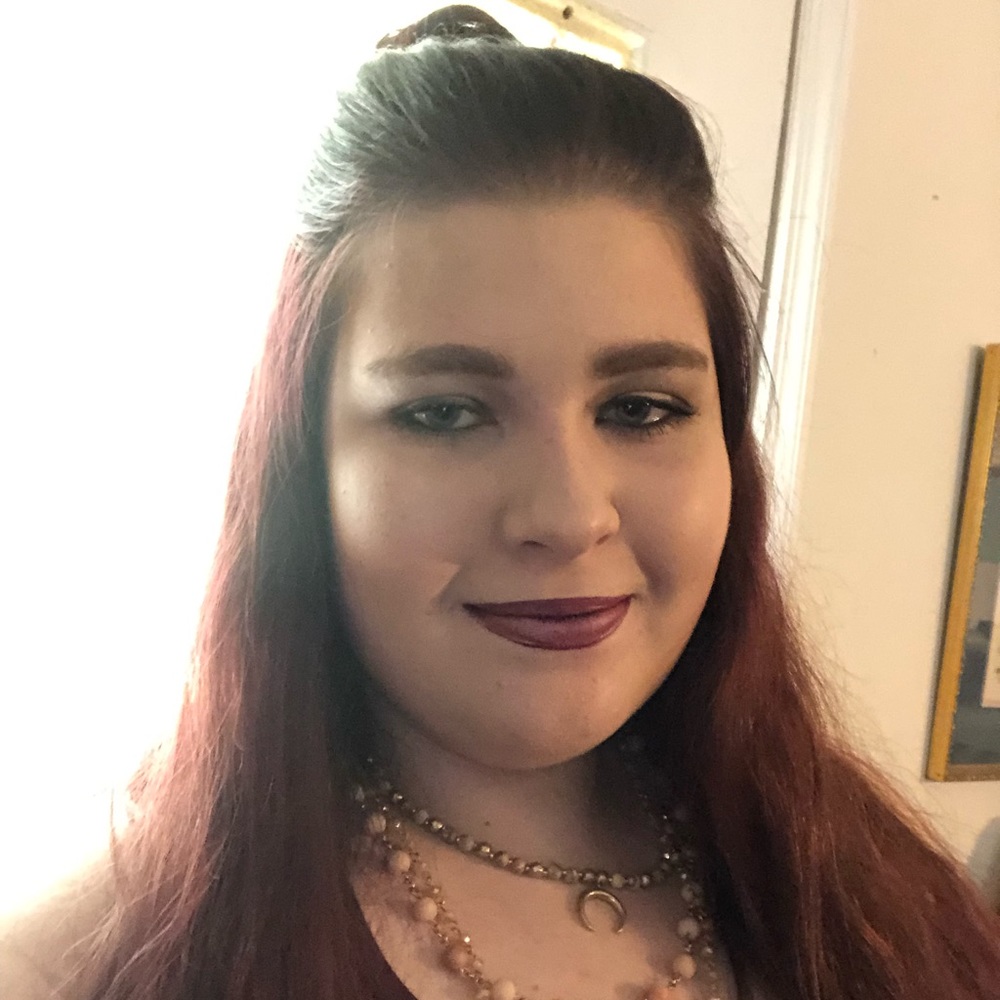 Meet your Posher, Elizabeth